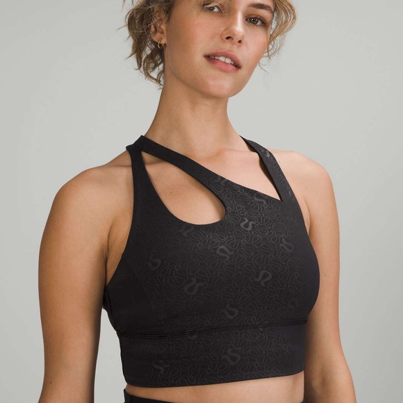Lululemon Free to Be Serene Cross-Front bra size 4 Colour: Yogo Emboss Black - Picture 2 of 5